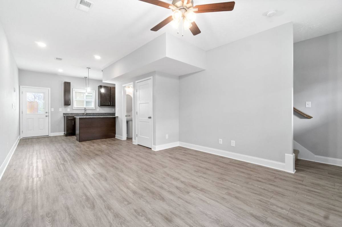 Apartment for rent at 1625 Golf Club Lane, Clarksville, TN 37043
