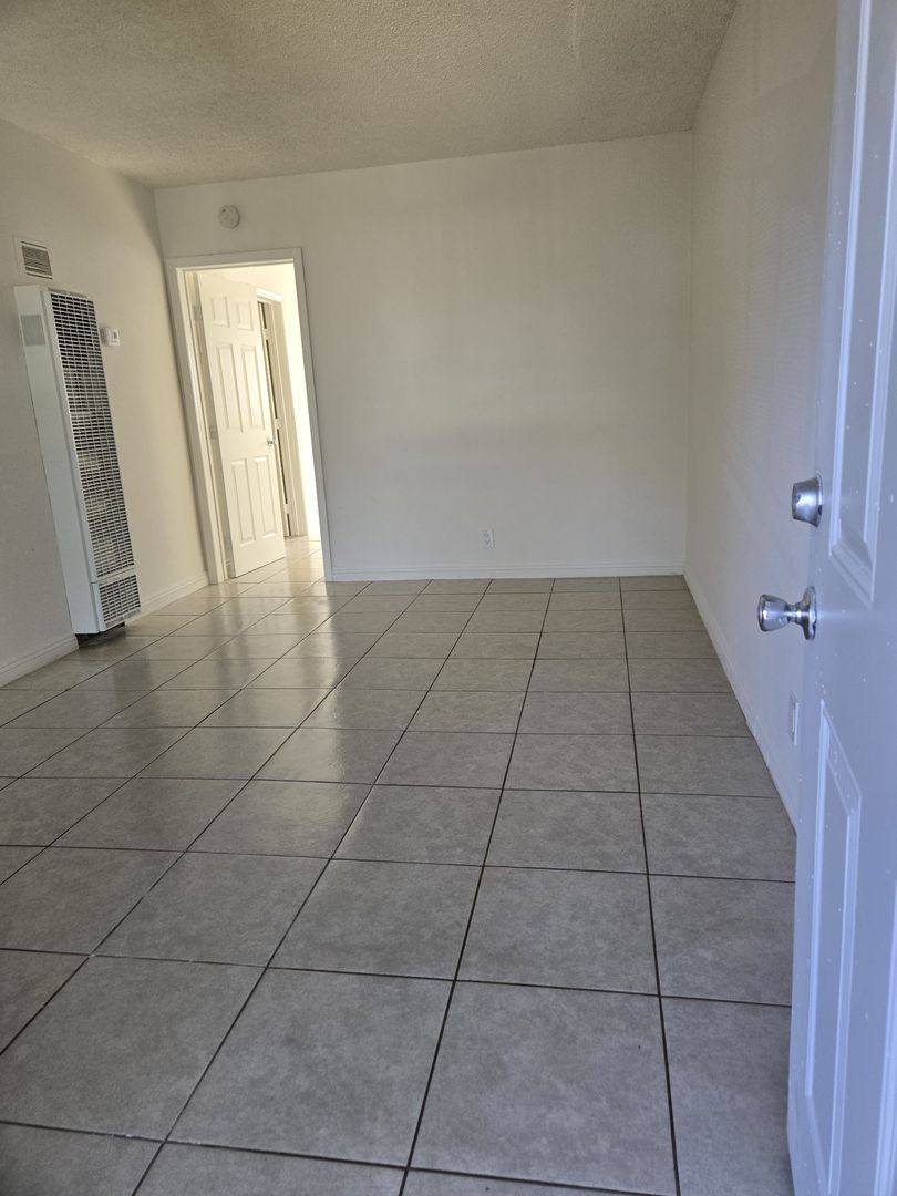 Apartment for rent at 1000 S Malden Ave, Fullerton, CA 92832