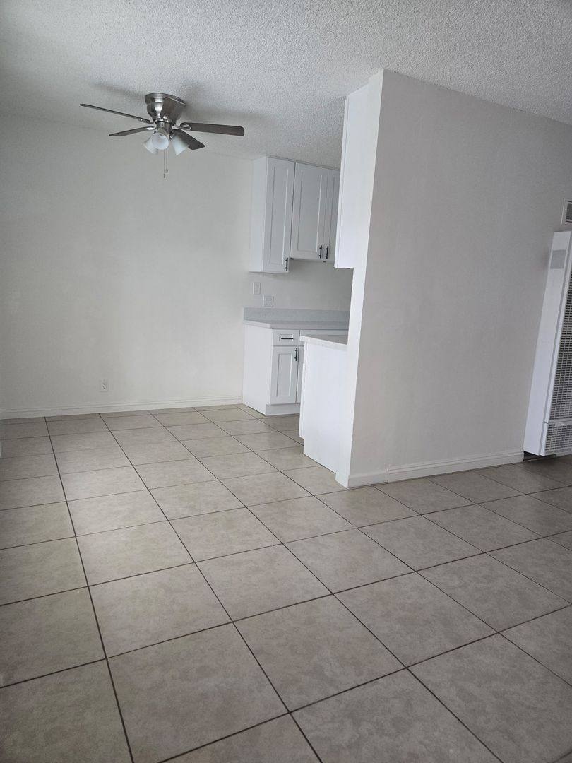 Apartment for rent at 1000 S Malden Ave, Fullerton, CA 92832