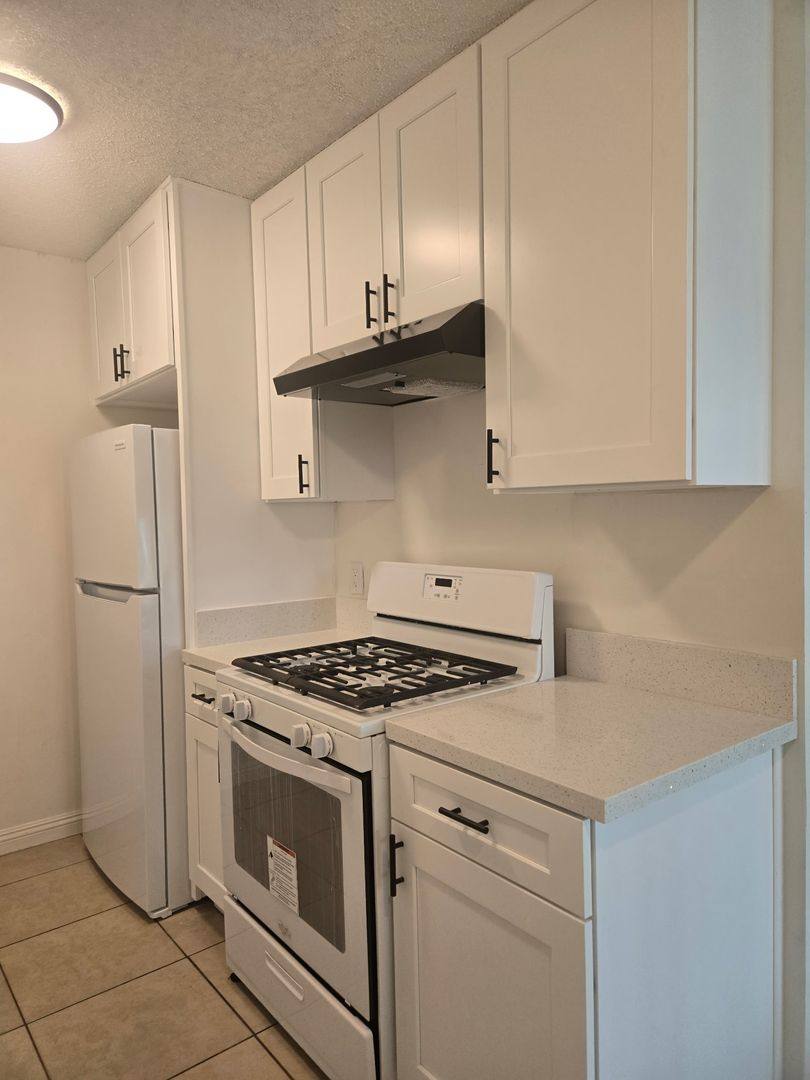 Apartment for rent at 1000 S Malden Ave, Fullerton, CA 92832