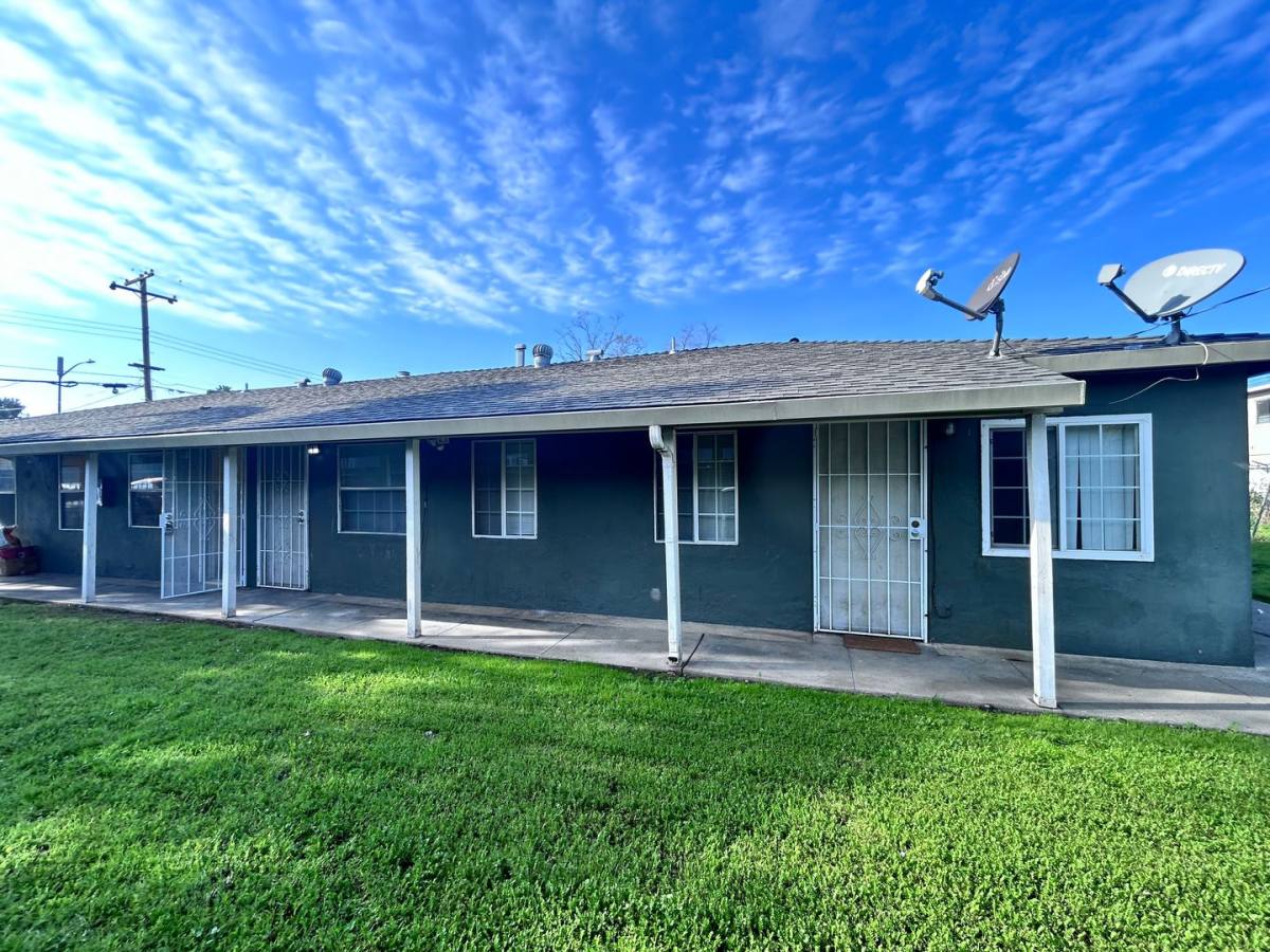 Apartment for rent at 739 Bowles St, Sacramento, CA 95815