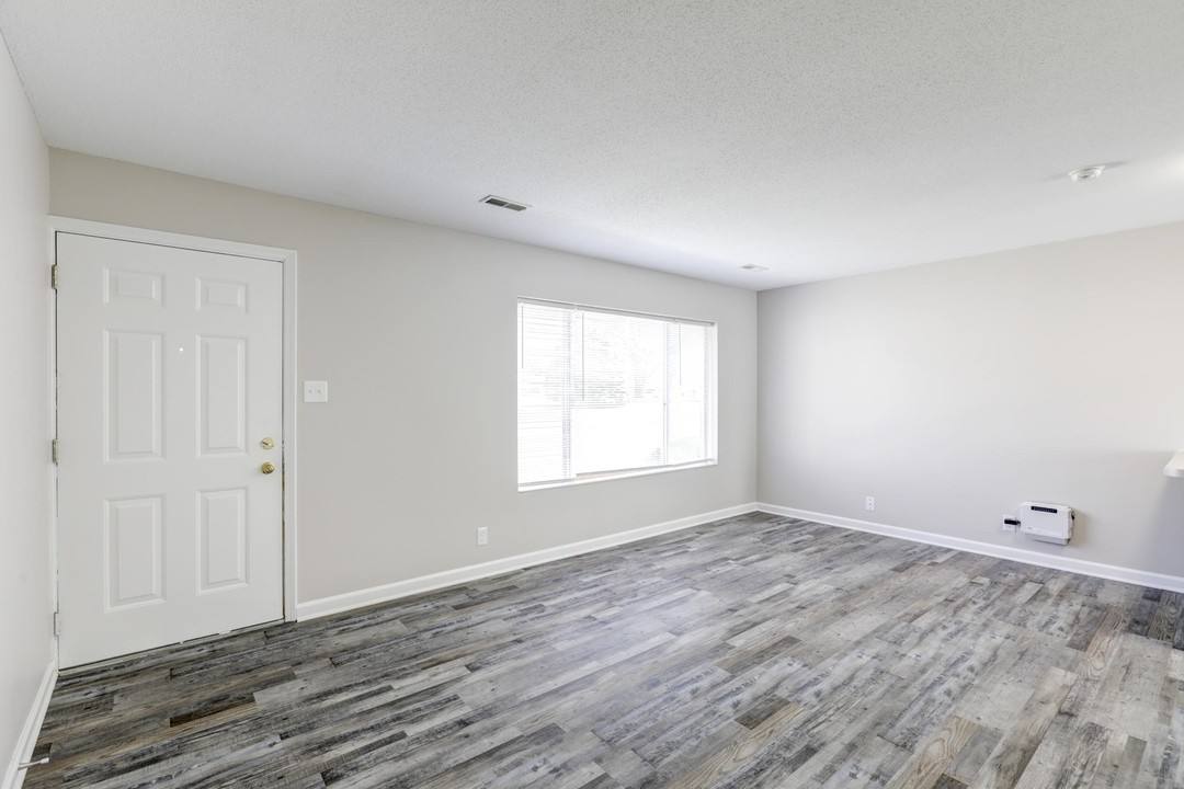 Apartment for rent at 300 E Fairlawn, Urbana, IL 61801