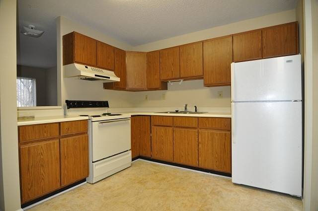 Apartment for rent at 300 E Fairlawn, Urbana, IL 61801