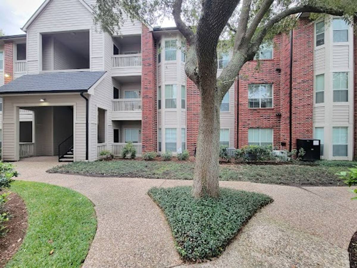 House for rent at 1330 Old Spanish Trail, Houston, TX 77054