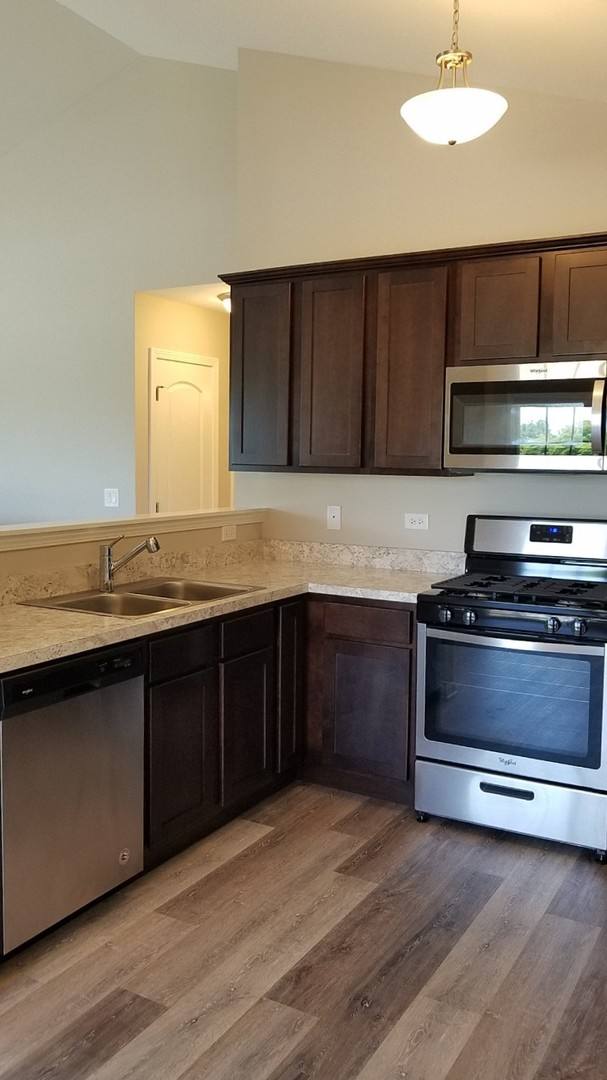 Apartment for rent at 4334-4364 Timber Ridge Court, Joliet, IL 60436