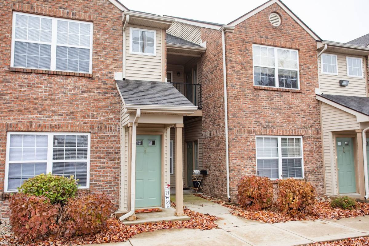 Apartment for rent at 1625 Pinecone Lane E, Greenwood, IN 46143