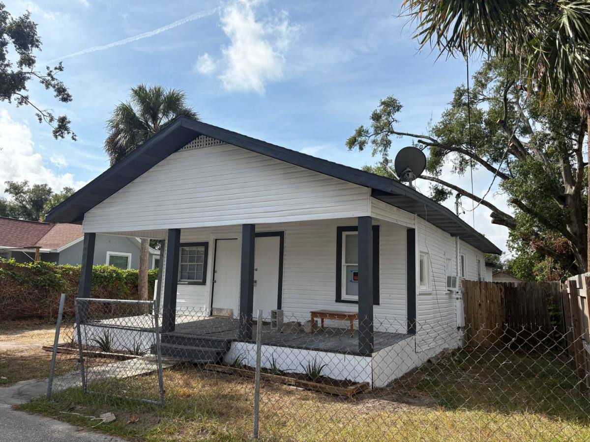 House for rent at 8504 N 12th St, Tampa, FL 33604