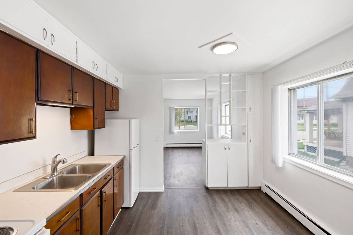 Apartment for rent at 412 & 418 N Clinton St, Grand Ledge, MI 48837