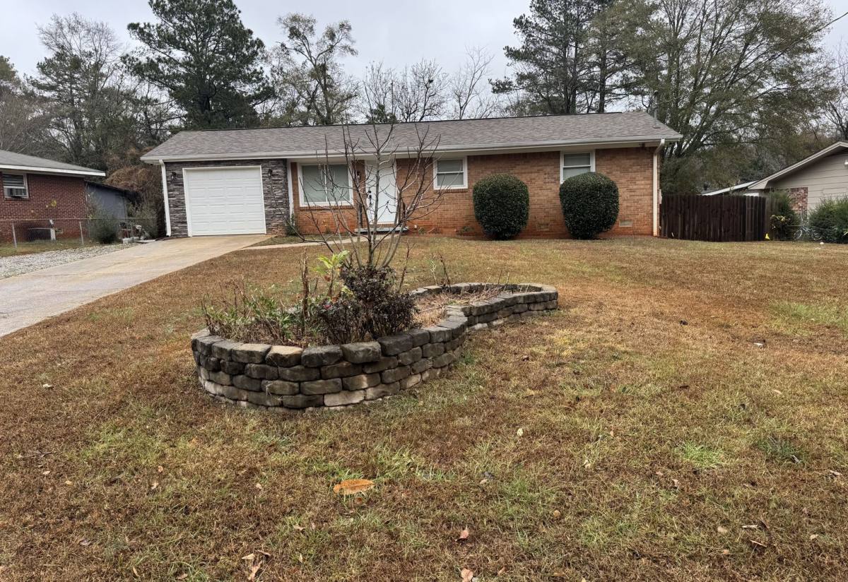 House for rent at 837 Parkstone Dr, Stone Mountain, GA 30083