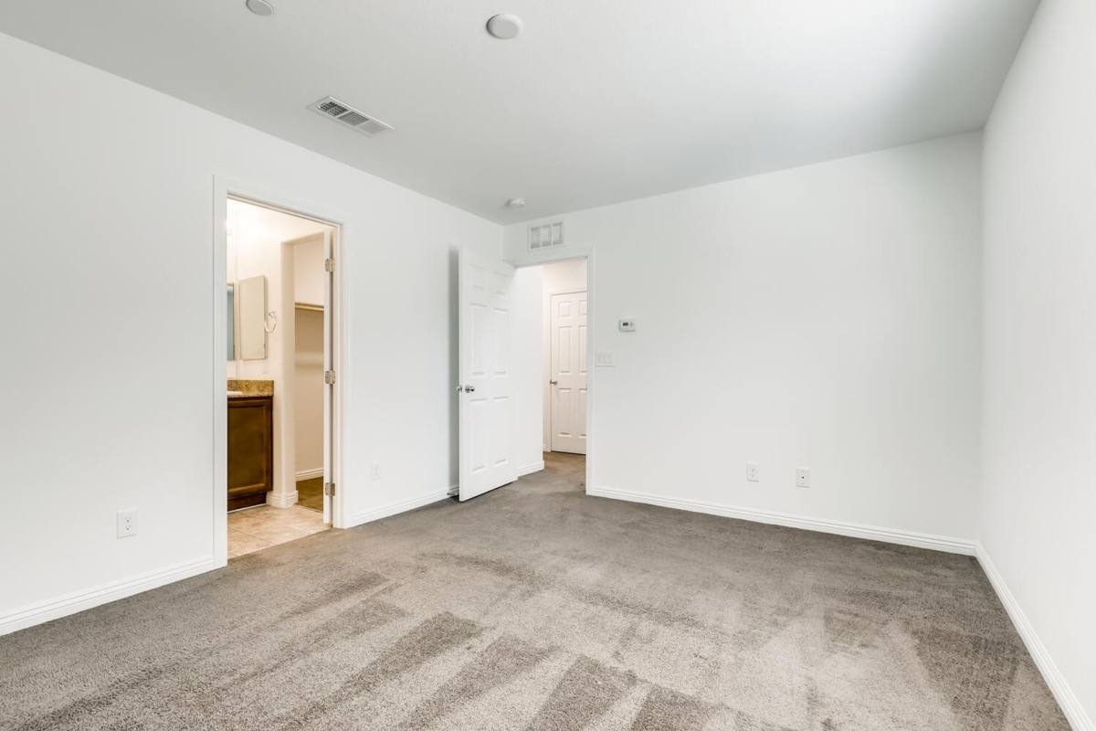 Townhouse for rent at 4496 Pencester St, Las Vegas, NV 89115