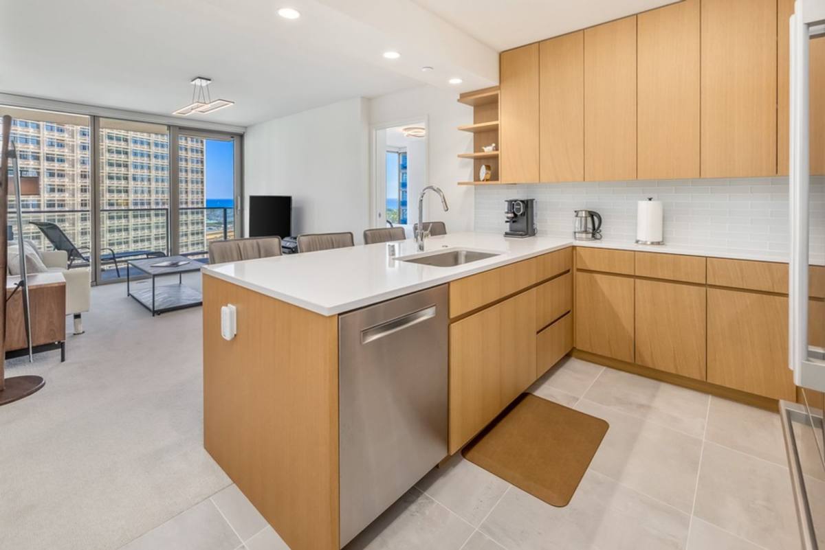Apartment for rent at 1388 Kapiolani Blvd, Honolulu, HI 96814