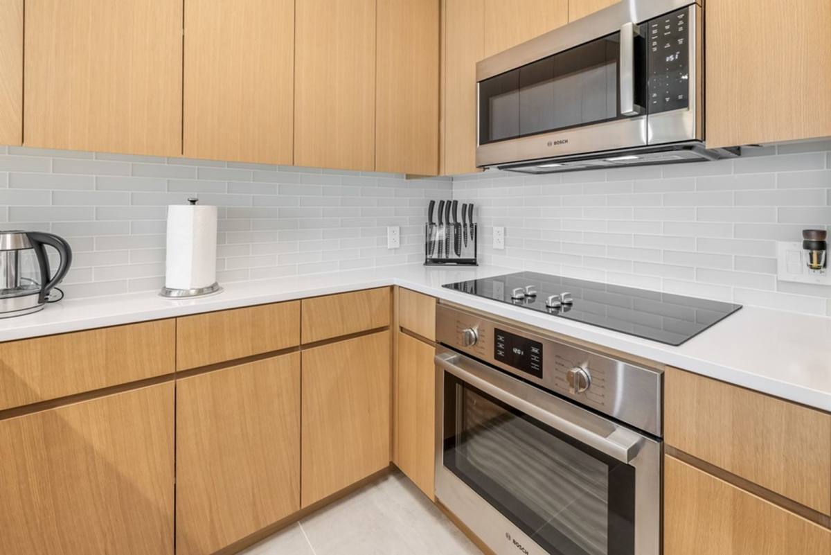 Apartment for rent at 1388 Kapiolani Blvd, Honolulu, HI 96814