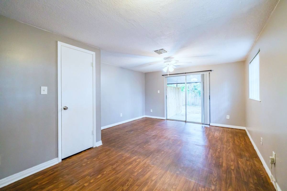 Apartment for rent at 2507 W Virginia Ave, Tampa, FL 33607