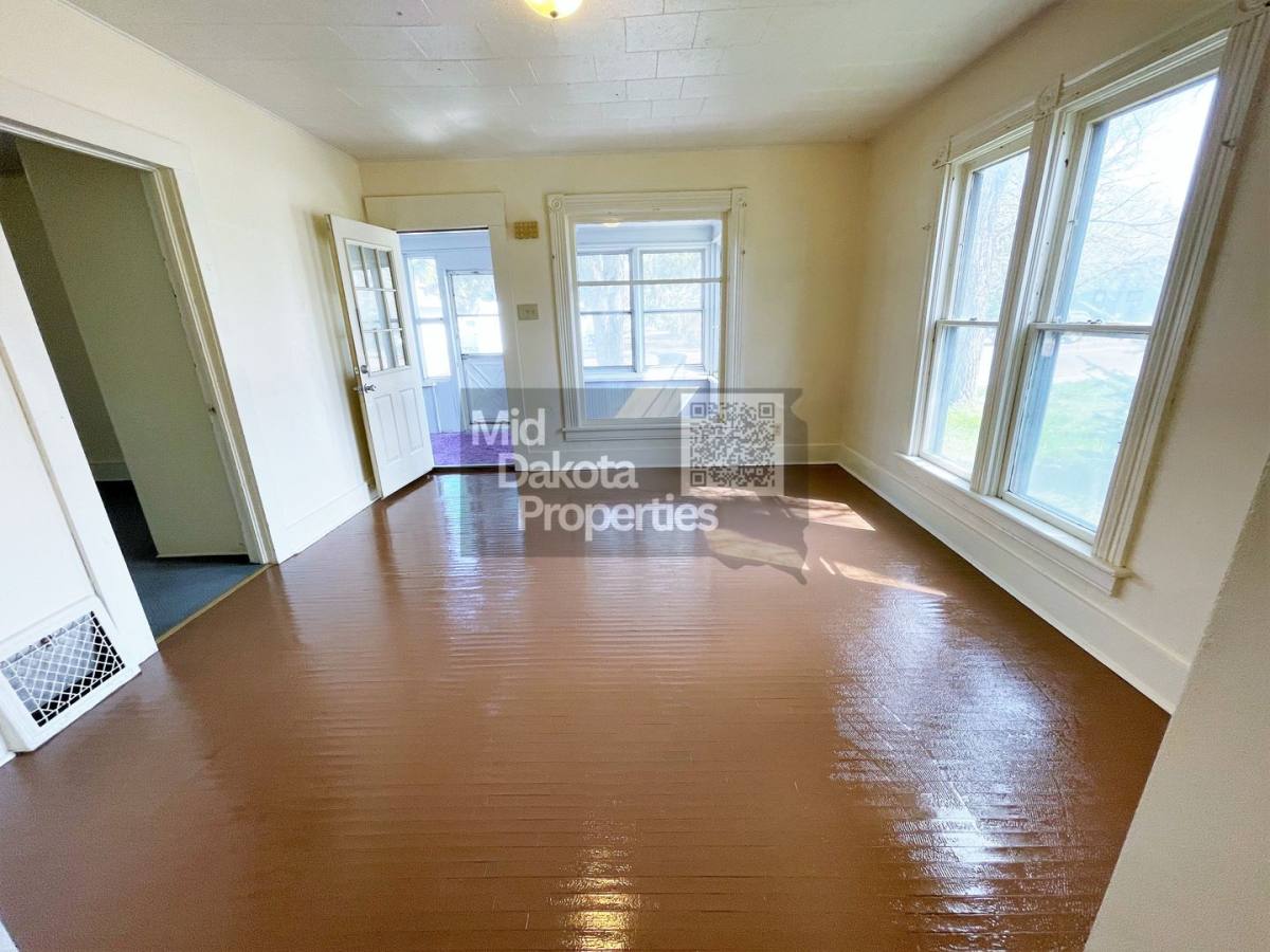 House for rent at 509 E 1st, Mitchell, SD 57301