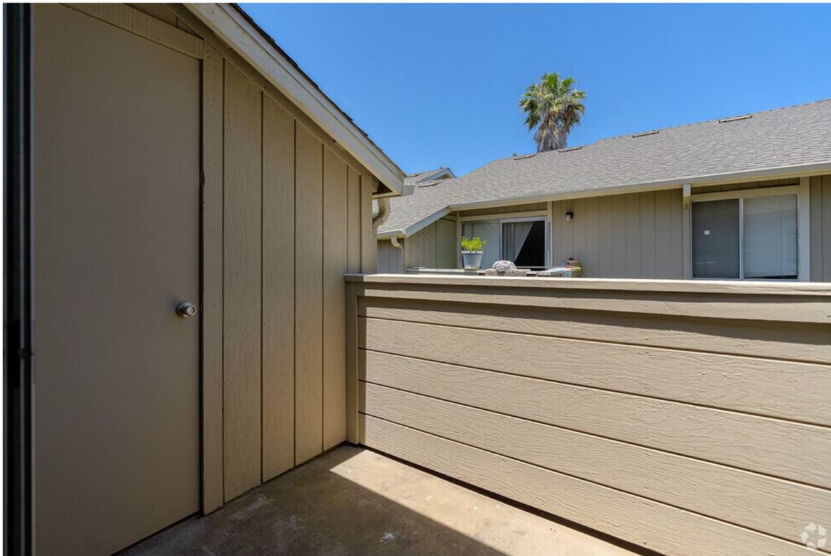 Apartment for rent at 1180 Matmor Rd, Woodland, CA 95776