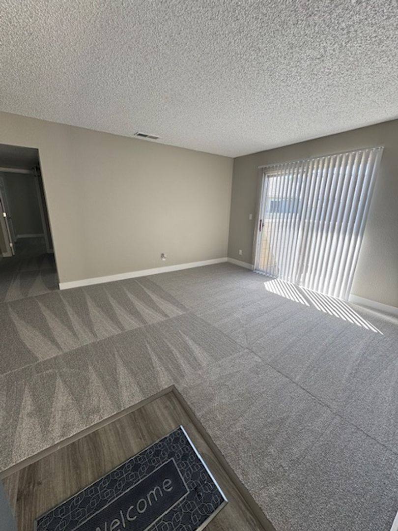 Apartment for rent at 1180 Matmor Rd, Woodland, CA 95776