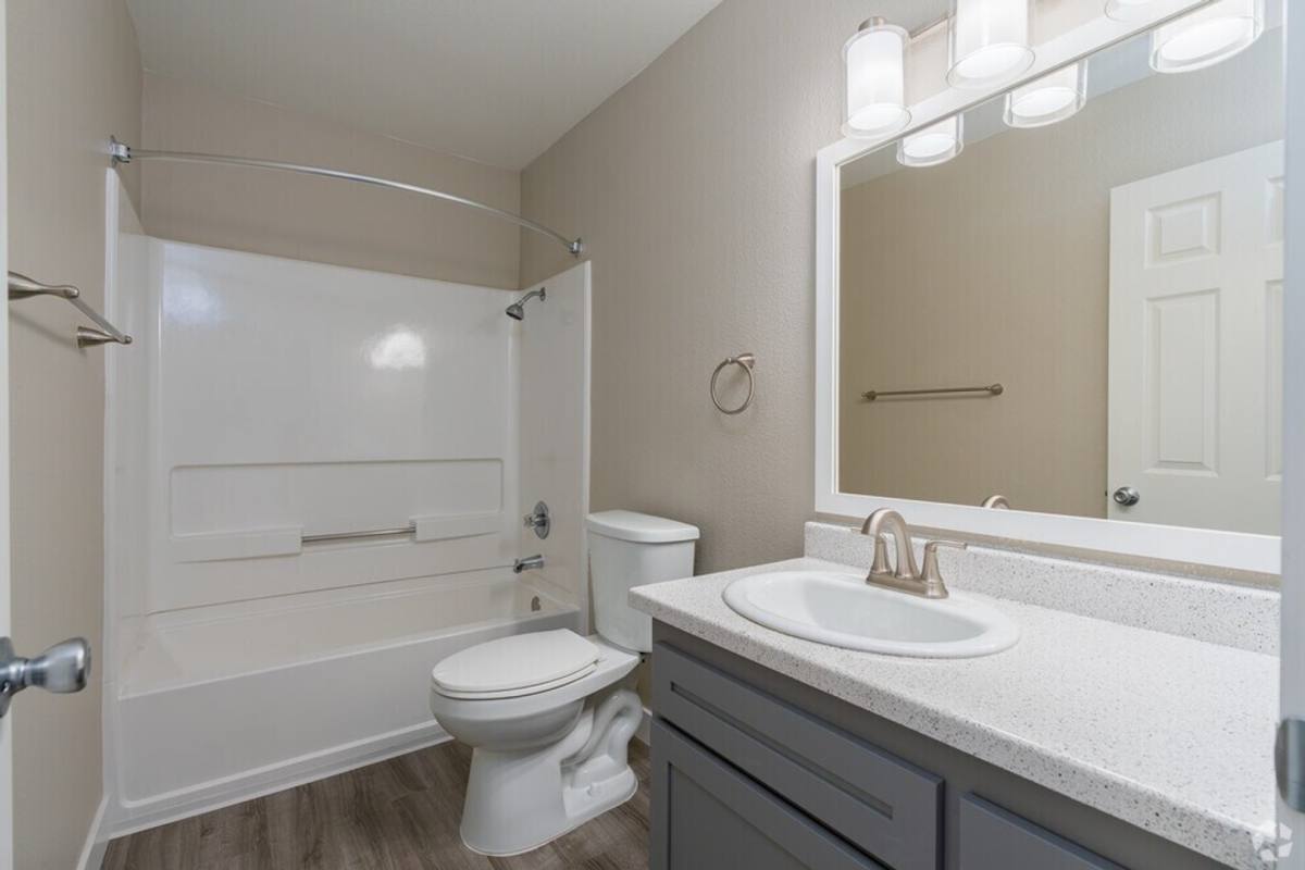 Apartment for rent at 1180 Matmor Rd, Woodland, CA 95776