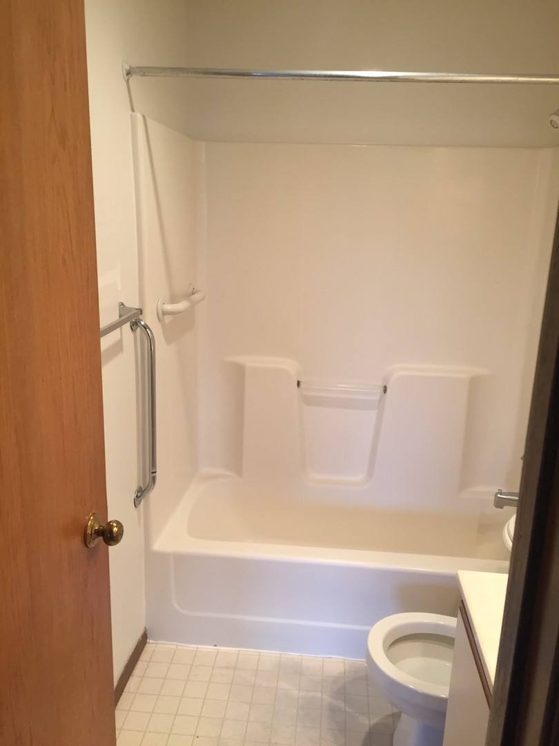 Apartment for rent at 300 N Holly Ave, Sioux Falls, SD 57104