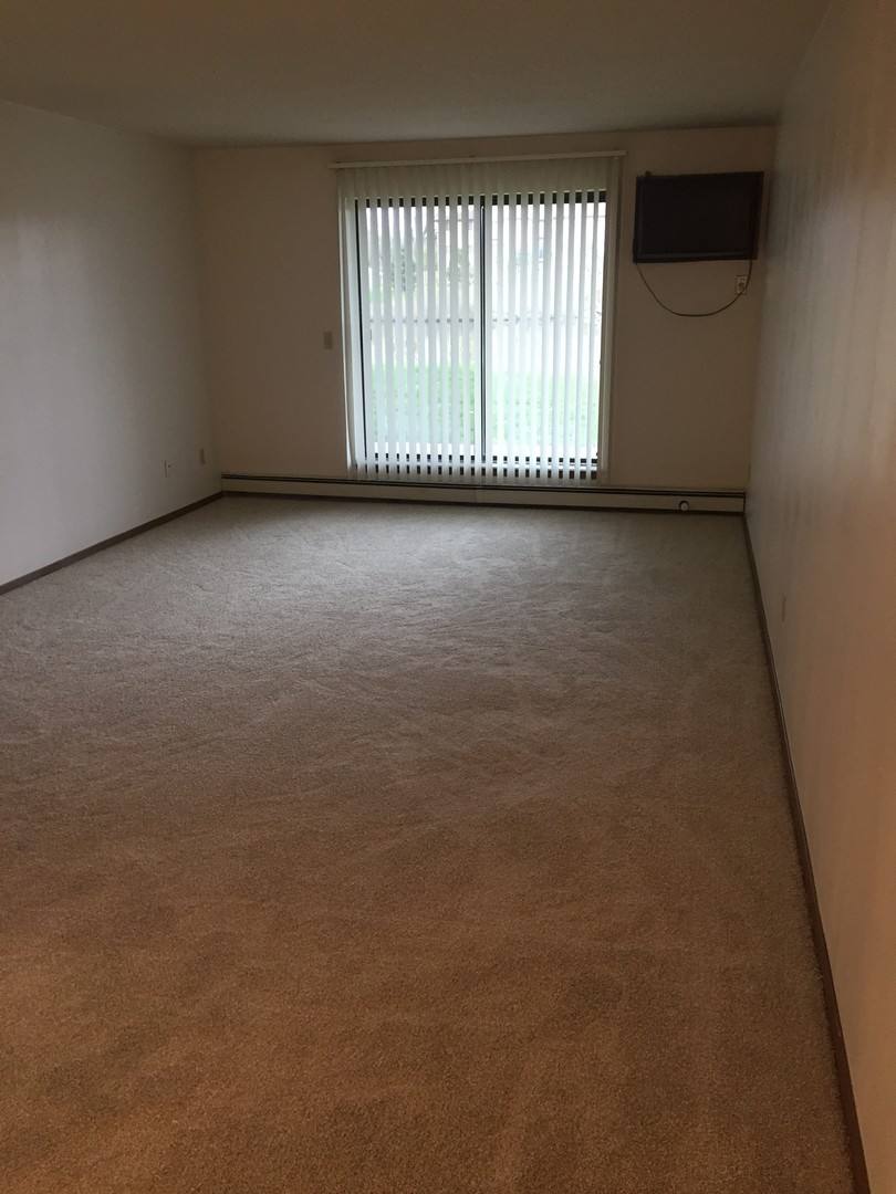 Apartment for rent at 300 N Holly Ave, Sioux Falls, SD 57104