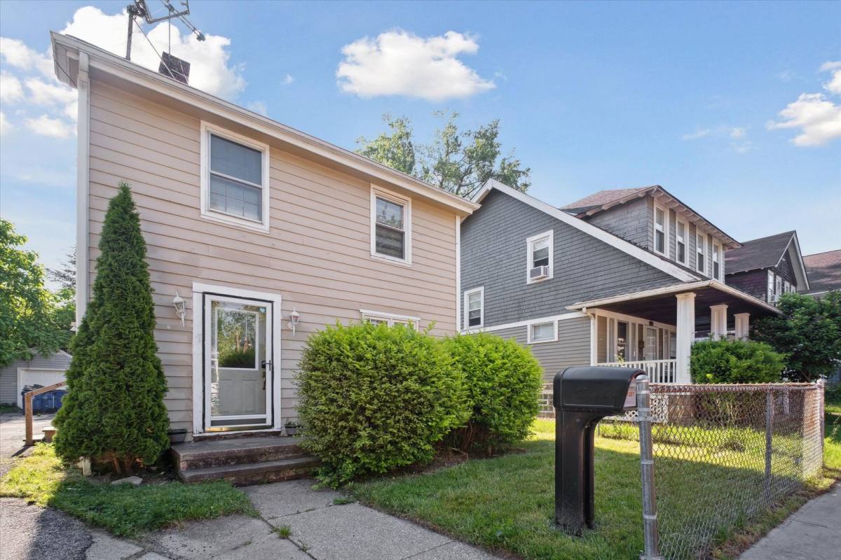 House for rent at 1349 W 87 St, Cleveland, OH 44102