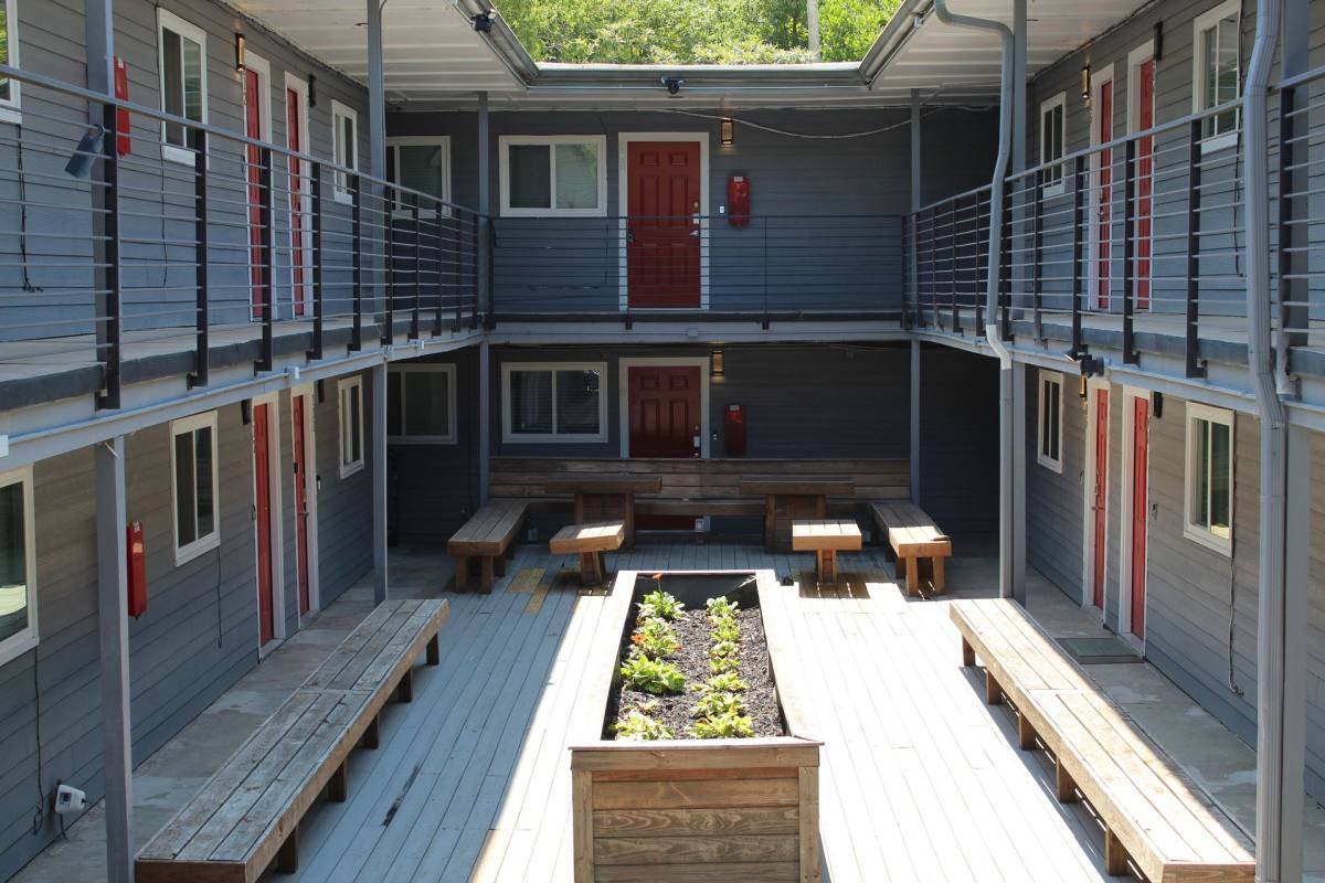 Apartment for rent at 1211 W 8th St, Austin, TX 78703