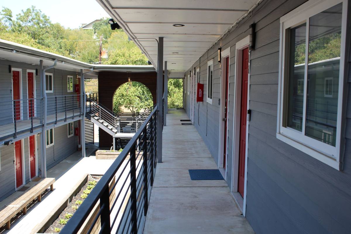 Apartment for rent at 1211 W 8th St, Austin, TX 78703