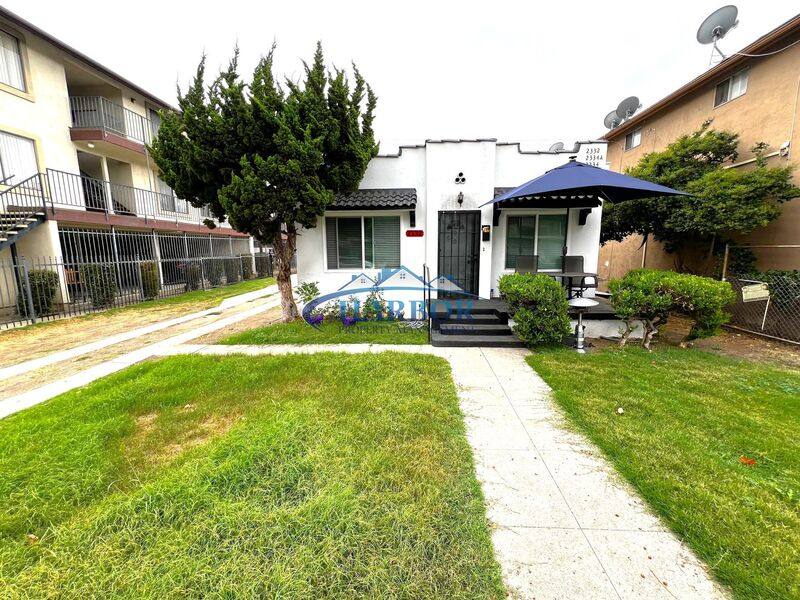 Apartment for rent at 2332 Cedar Ave #ADU, Long Beach, CA 90806