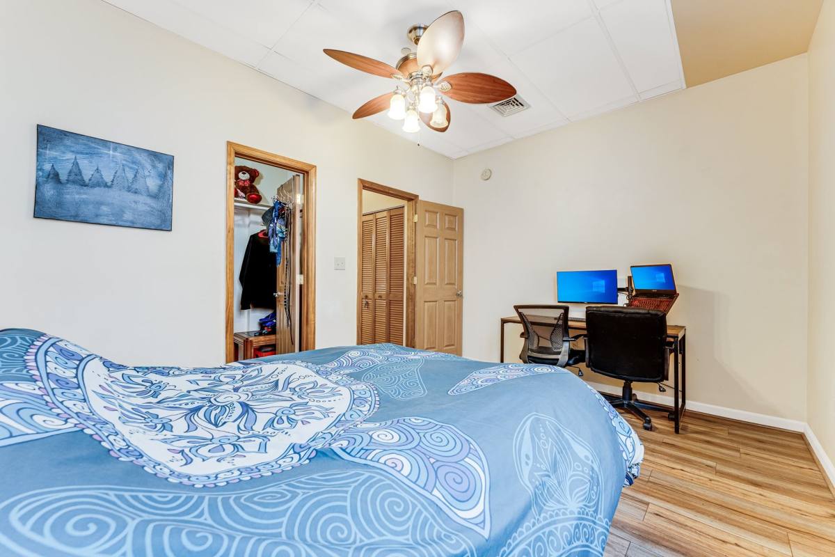 Apartment for rent at 1389 University Ave, Morgantown, WV 26505