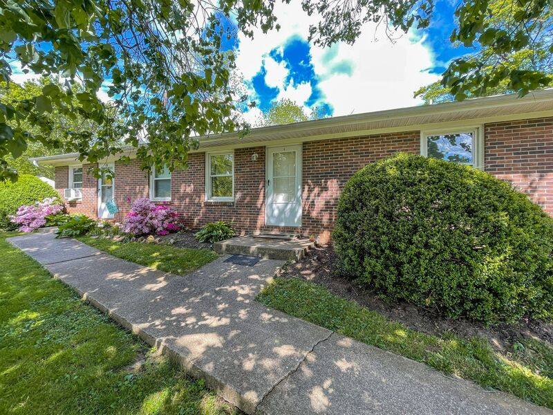 Apartment for rent at 250 Avena Rd #8, Black Mountain, NC 28711