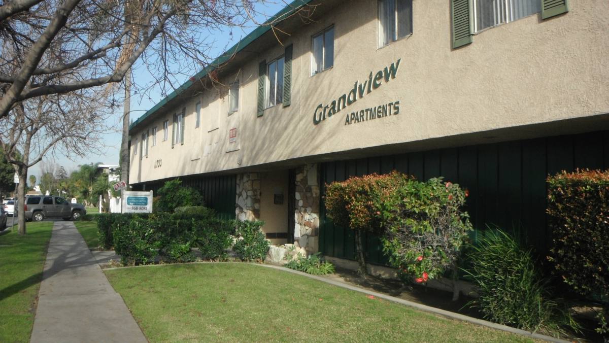 Apartment for rent at 11700 Gurley Ave, Downey, CA 90241