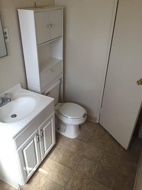 Apartment for rent at 11700 Gurley Ave, Downey, CA 90241