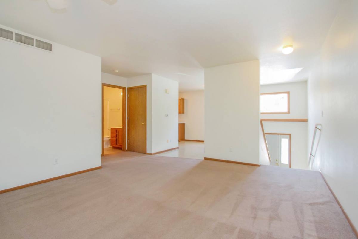Apartment for rent at 216 224 S Kellogg, Ames, IA 50010