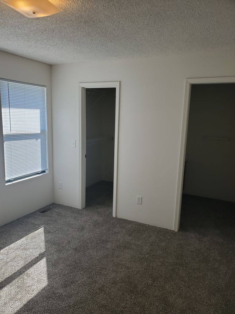 Apartment for rent at 1321A NE 39th St, Kansas City, MO 64116