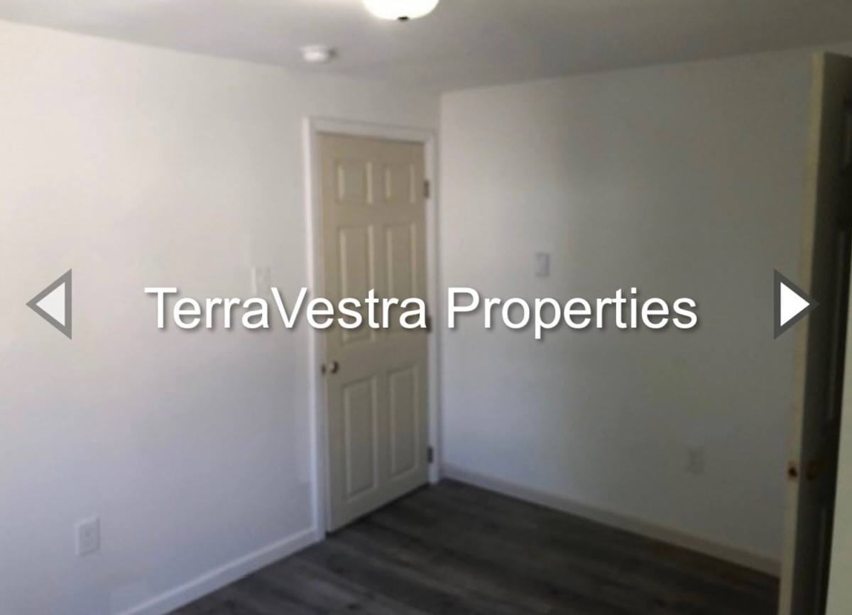 Apartment for rent at 301 N 5th St, Millville, NJ 08332