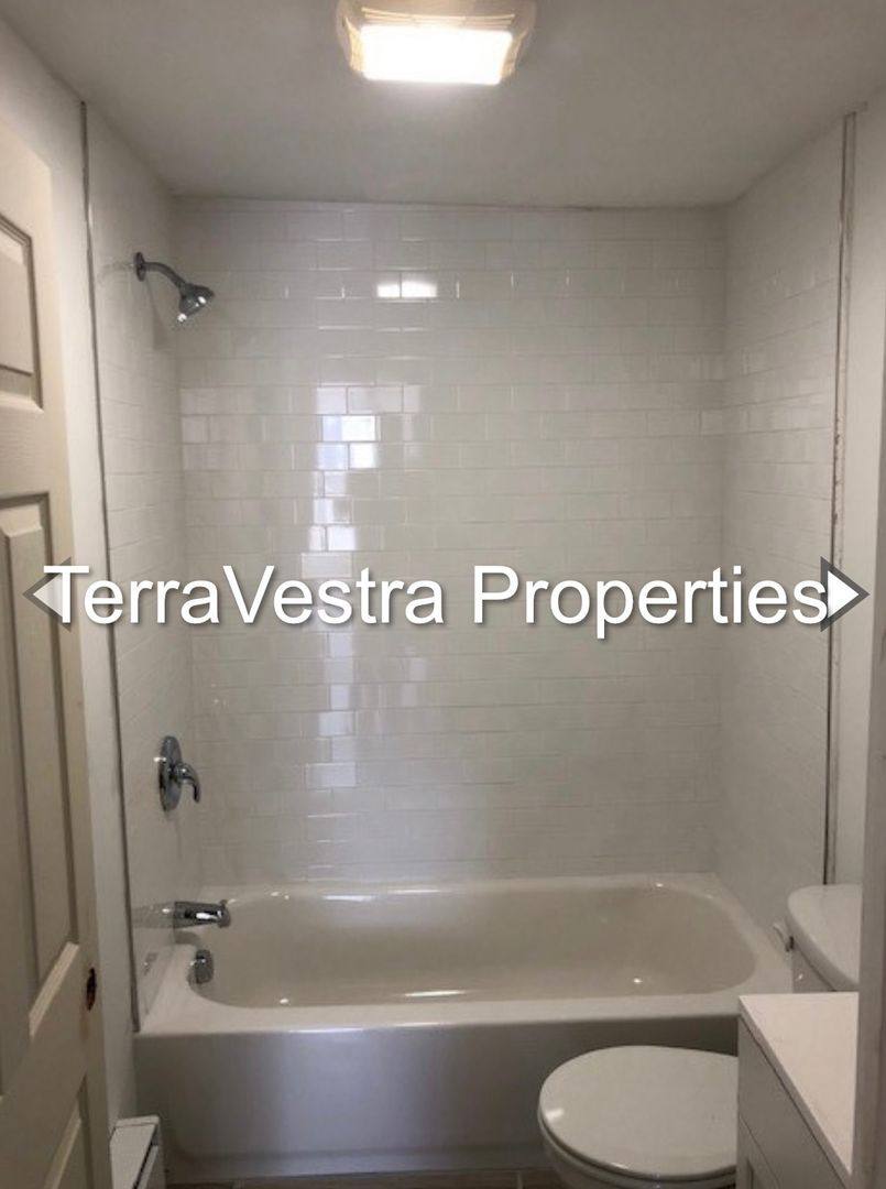 Apartment for rent at 301 N 5th St, Millville, NJ 08332