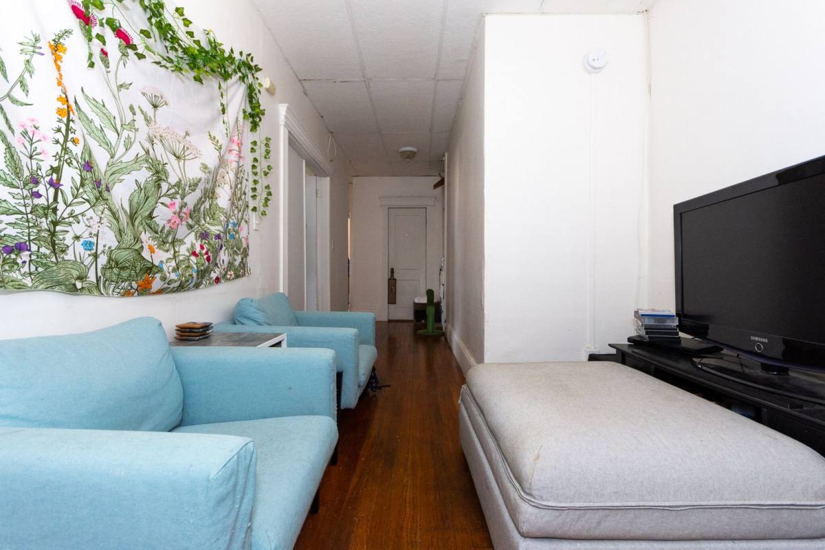 Apartment for rent at 52 Brighton Ave #2, Allston, MA 02134