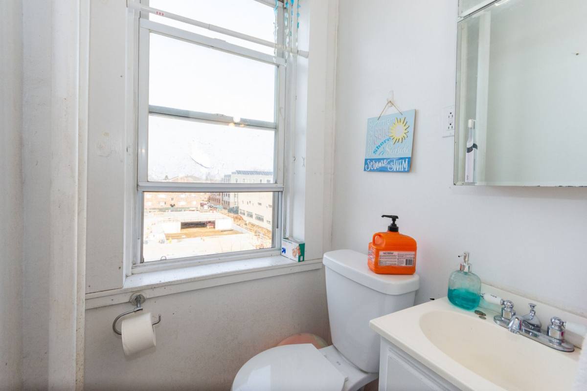 Apartment for rent at 52 Brighton Ave #2, Allston, MA 02134