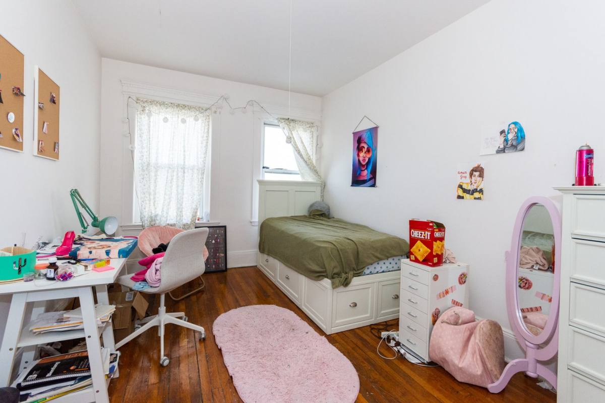 Apartment for rent at 52 Brighton Ave #2, Allston, MA 02134
