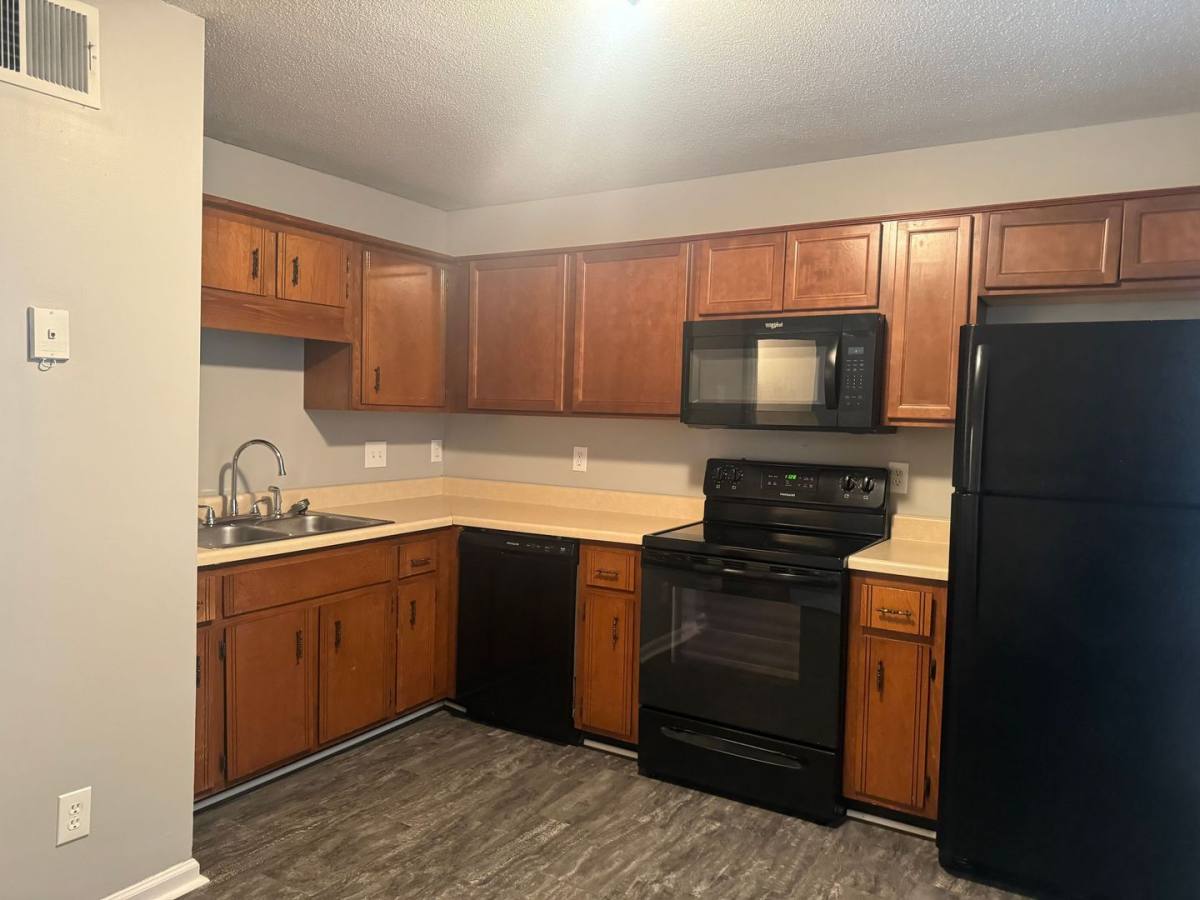 Apartment for rent at 540 Hietts Lane, Clarksville, TN 37043