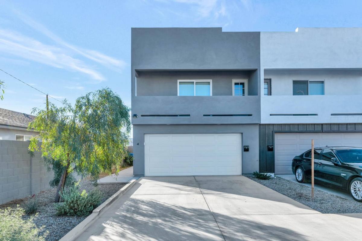House for rent at 2509 E Broadway Rd, Phoenix, AZ 85040