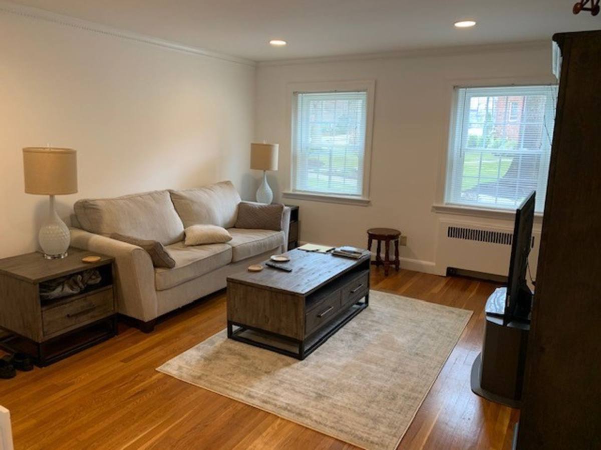 Apartment for rent at 79 Wyman St #11, Waban, MA 02468