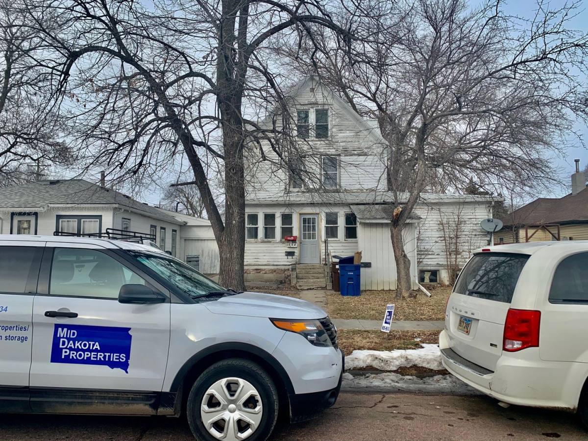 Apartment for rent at 1004 E 4th Ave, Mitchell, SD 57301