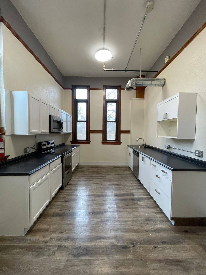 Apartment for rent at 132B Franklin St, Clinton, MA 01510