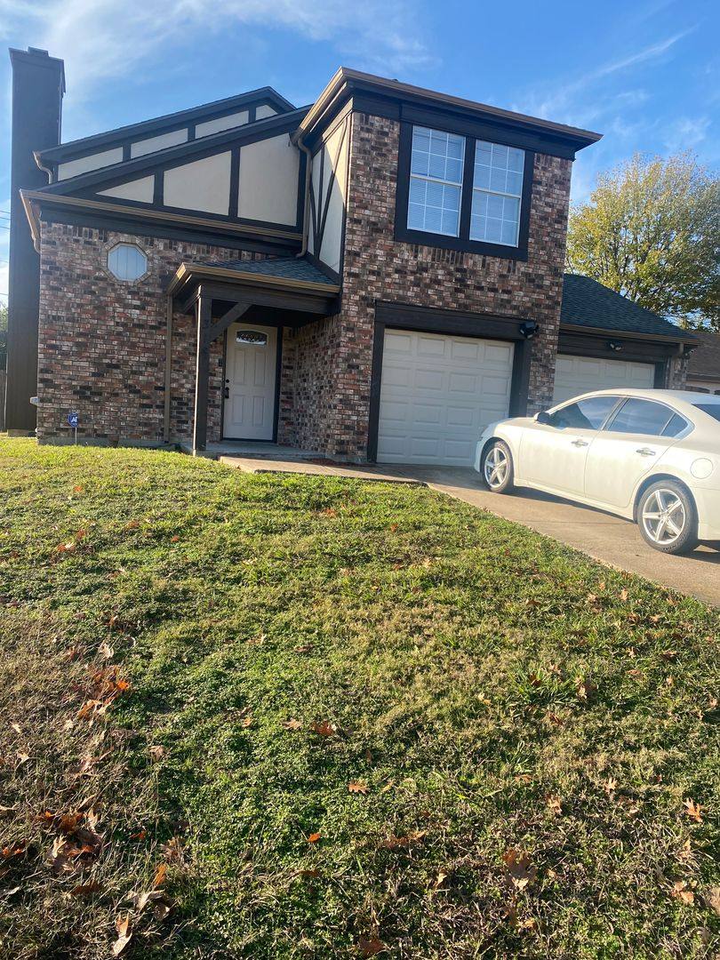 House for rent at 318 Spanish Moss, Arlington, TX 76018