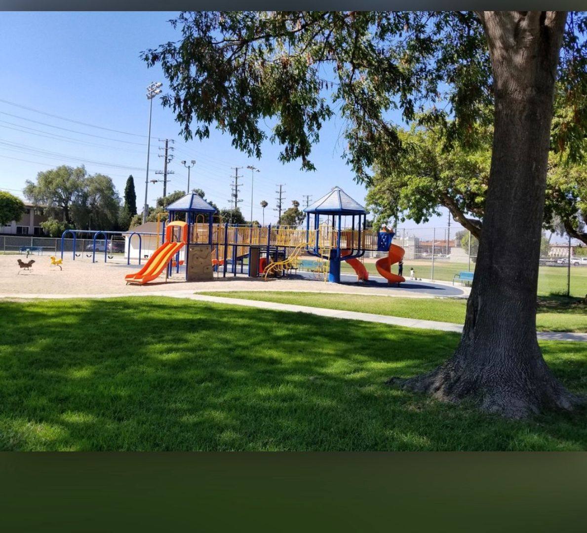 Apartment for rent at 24061 & 24065 Neece Ave, Torrance, CA 90505