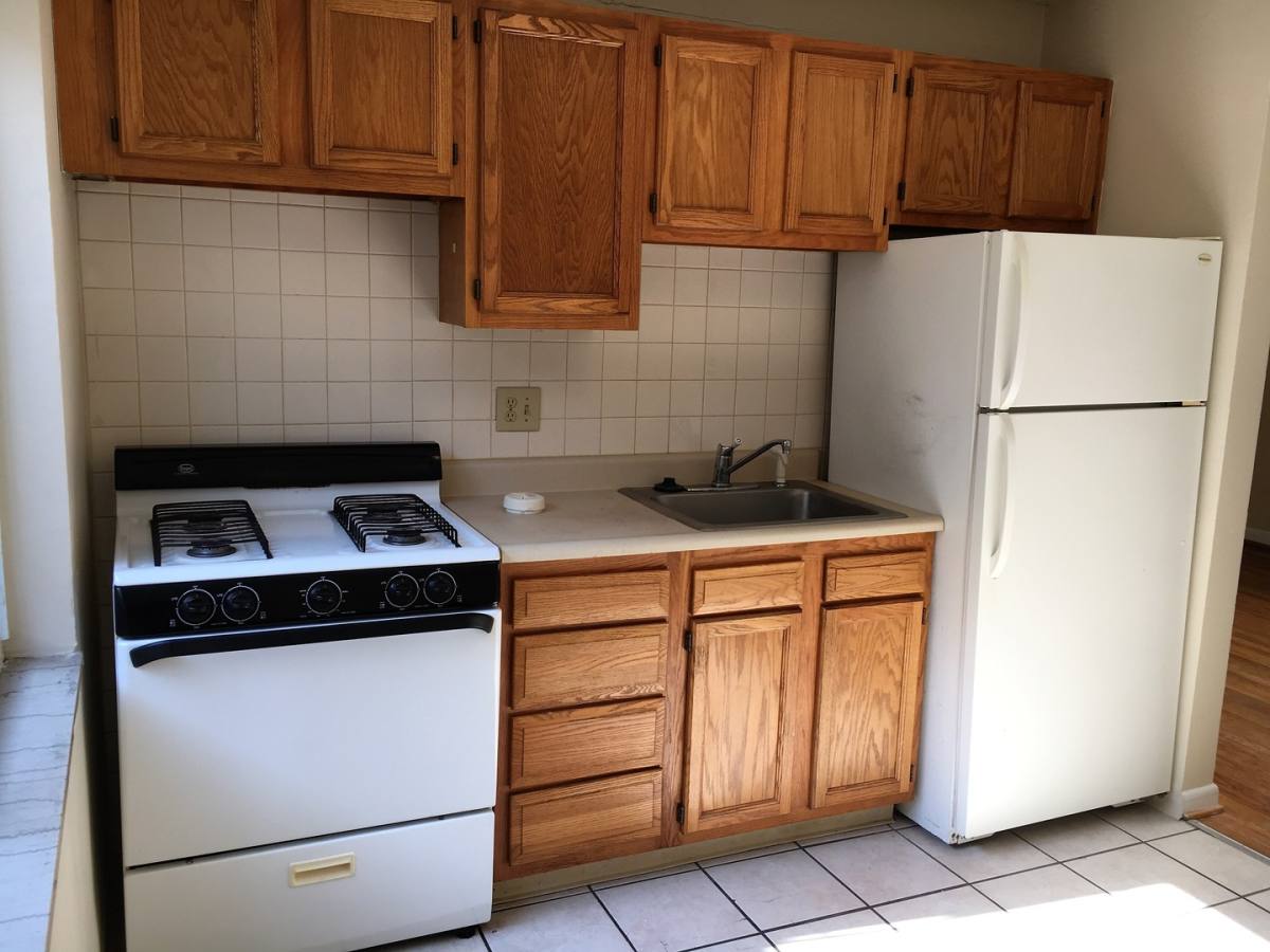 Apartment for rent at 460 E Norwich Ave, Columbus, OH 43201