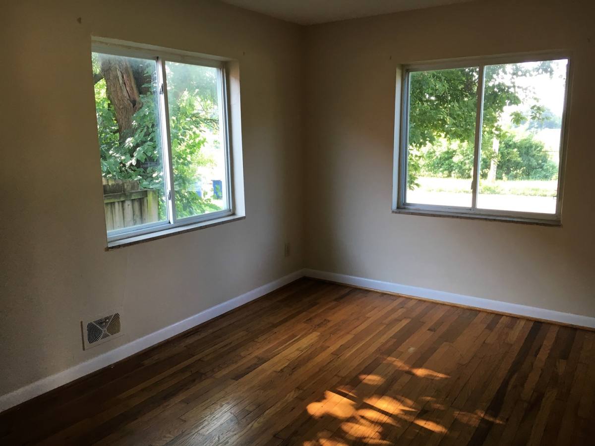 Apartment for rent at 460 E Norwich Ave, Columbus, OH 43201