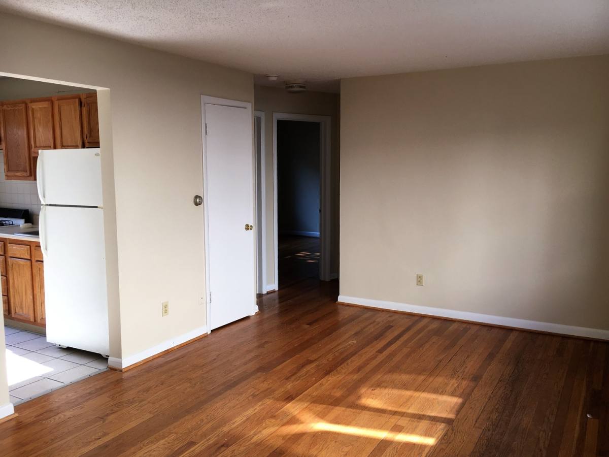 Apartment for rent at 460 E Norwich Ave, Columbus, OH 43201