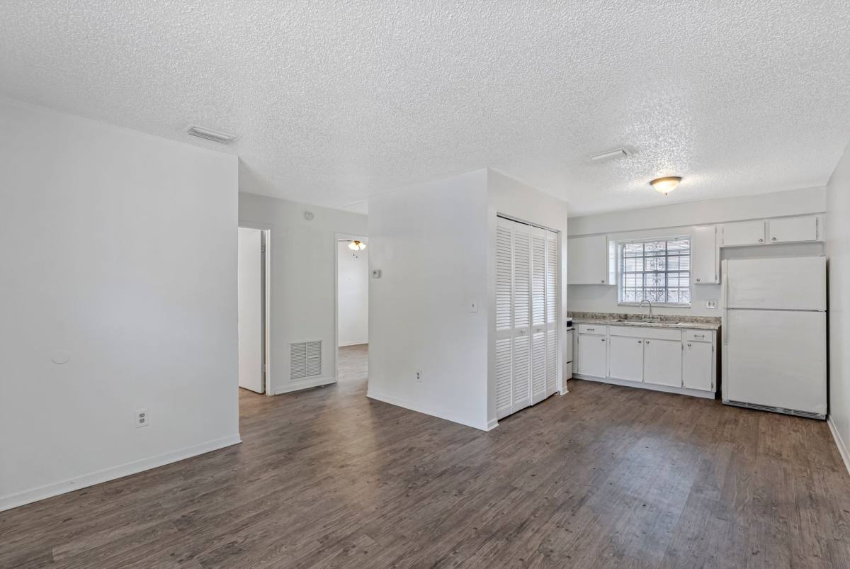 Apartment for rent at 2113 W Cypress St, Tampa, FL 33606