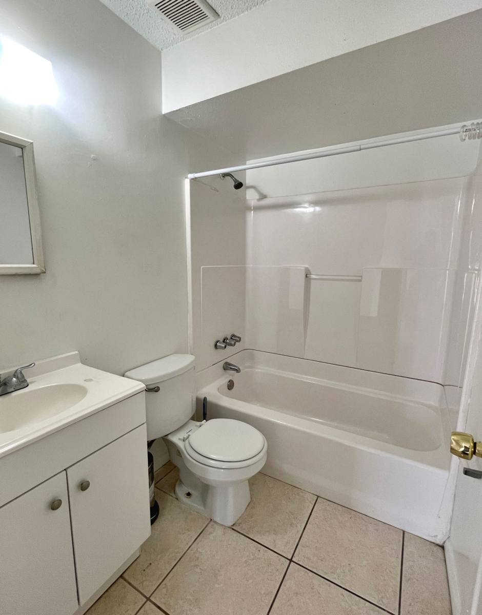 Apartment for rent at 2113 W Cypress St, Tampa, FL 33606